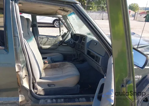 1996 Jeep Cherokee Sport/Classic z USA, uszkodzony, nr VIN 1J4FJ68S4TL325330